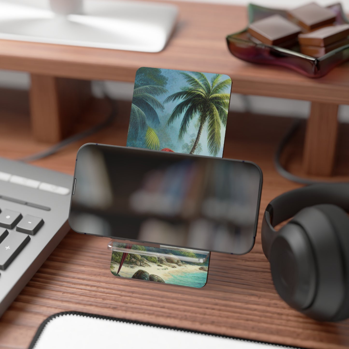 Mobile Display Stand for Smartphones, Sleeping Beauty Parrot