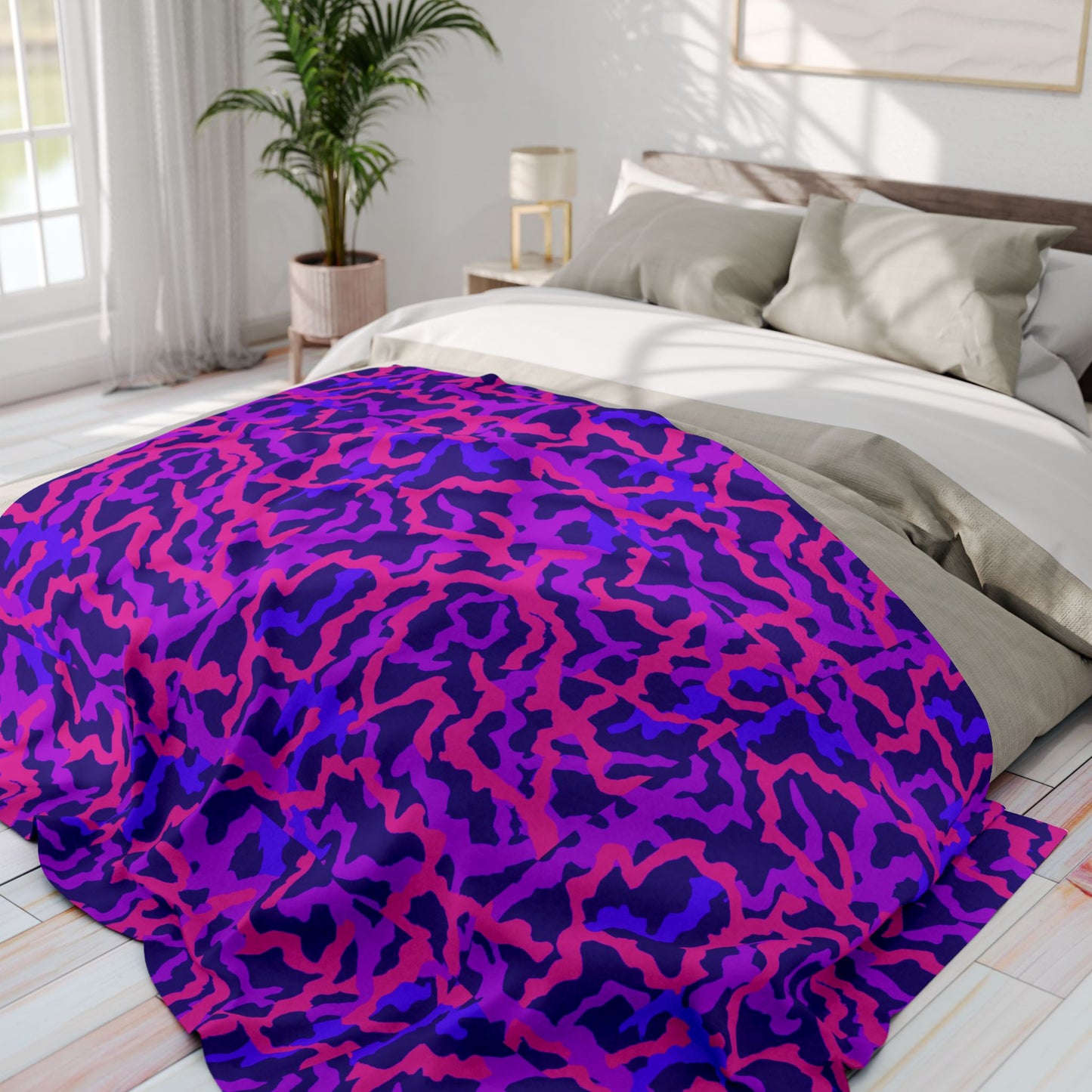 Coral Threads/Heatwave Fleece Blanket - Colorful Tropical Design