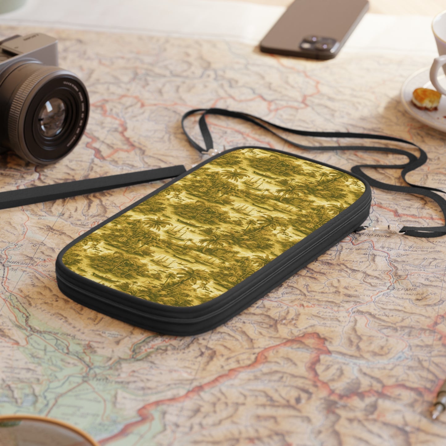 Passport Wallet – Perfect for Travelers & Adventurers / Tropical Toile, Gold