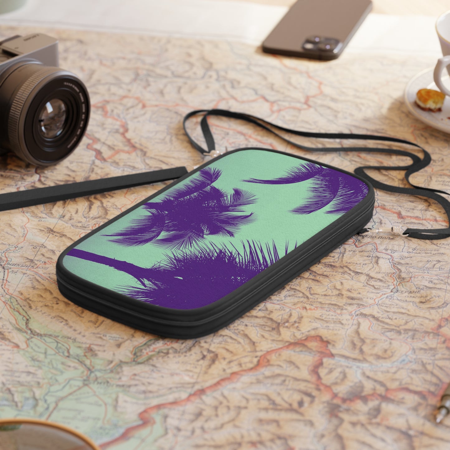 Passport Wallet – Perfect for Travelers & Adventurers / Palm Glow, Minty