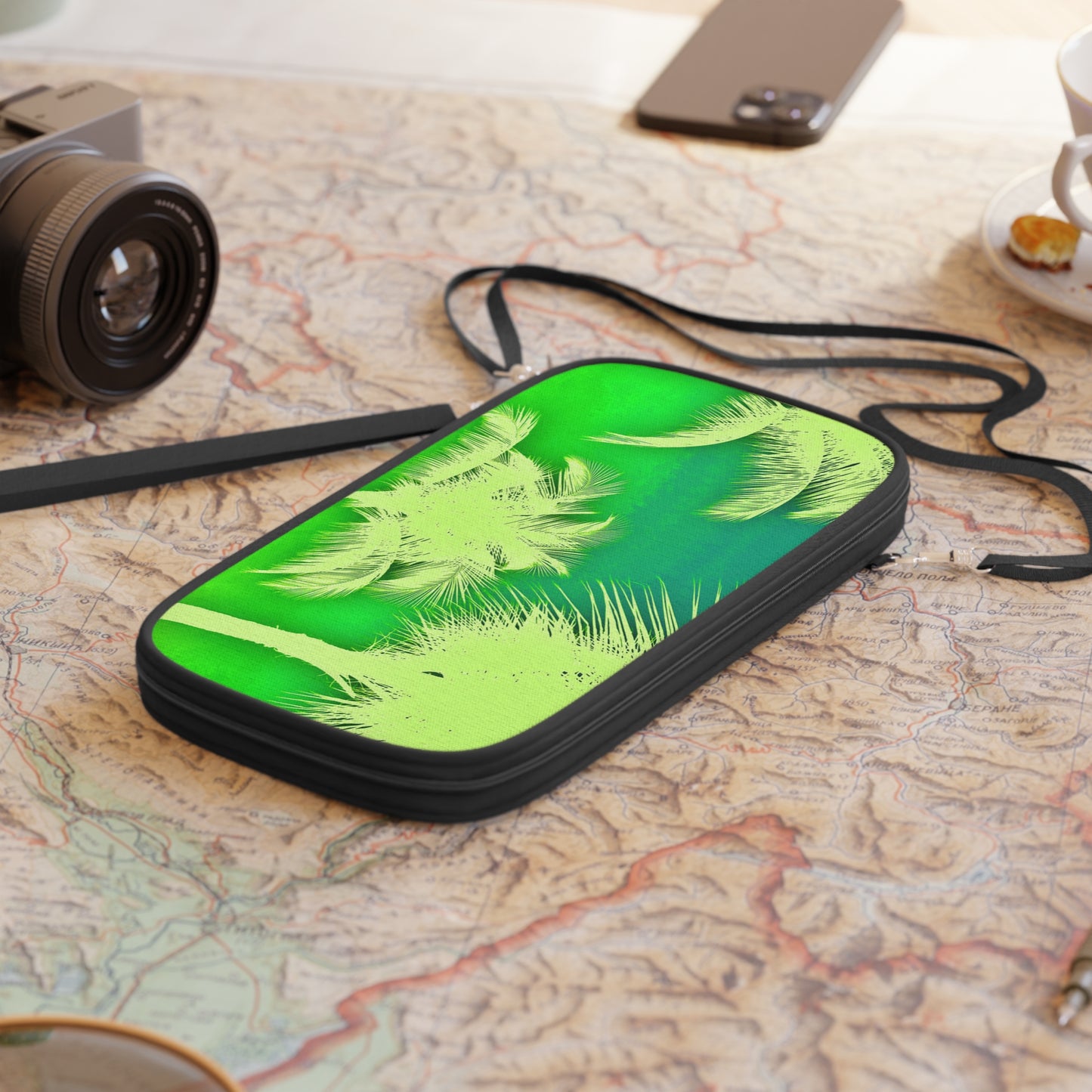 Passport Wallet – Perfect for Travelers & Adventurers / Palm Glow Green