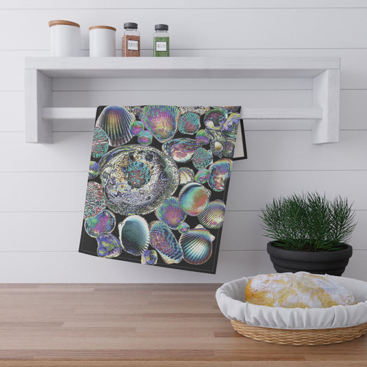 Colorful Seashell Tea Towels – Ocean-Inspired Kitchen Decor / Heatwave Shell Collection