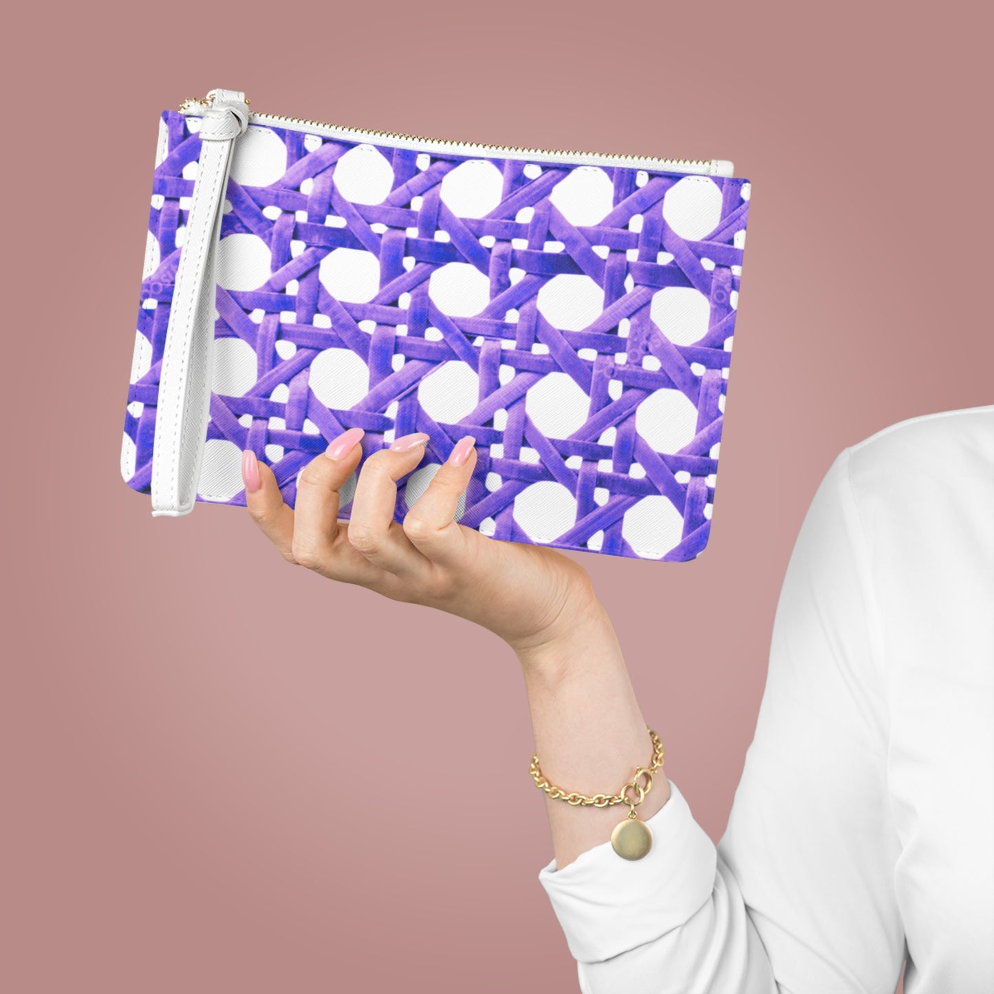 Tropical Faux Leather Clutch Bag - Perfect for Beach Adventures & Summer Vacations / Amethyst Wicker