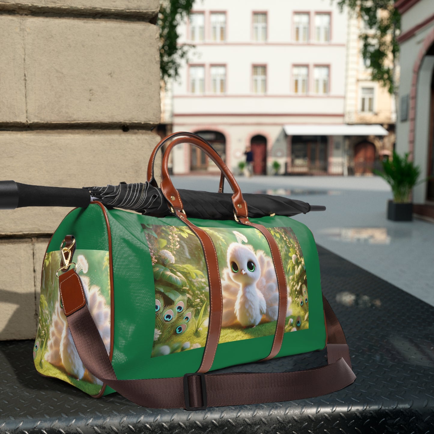 Tropical Waterproof Travel Bag - Perfect for Beach Getaways / Baby White Peacock