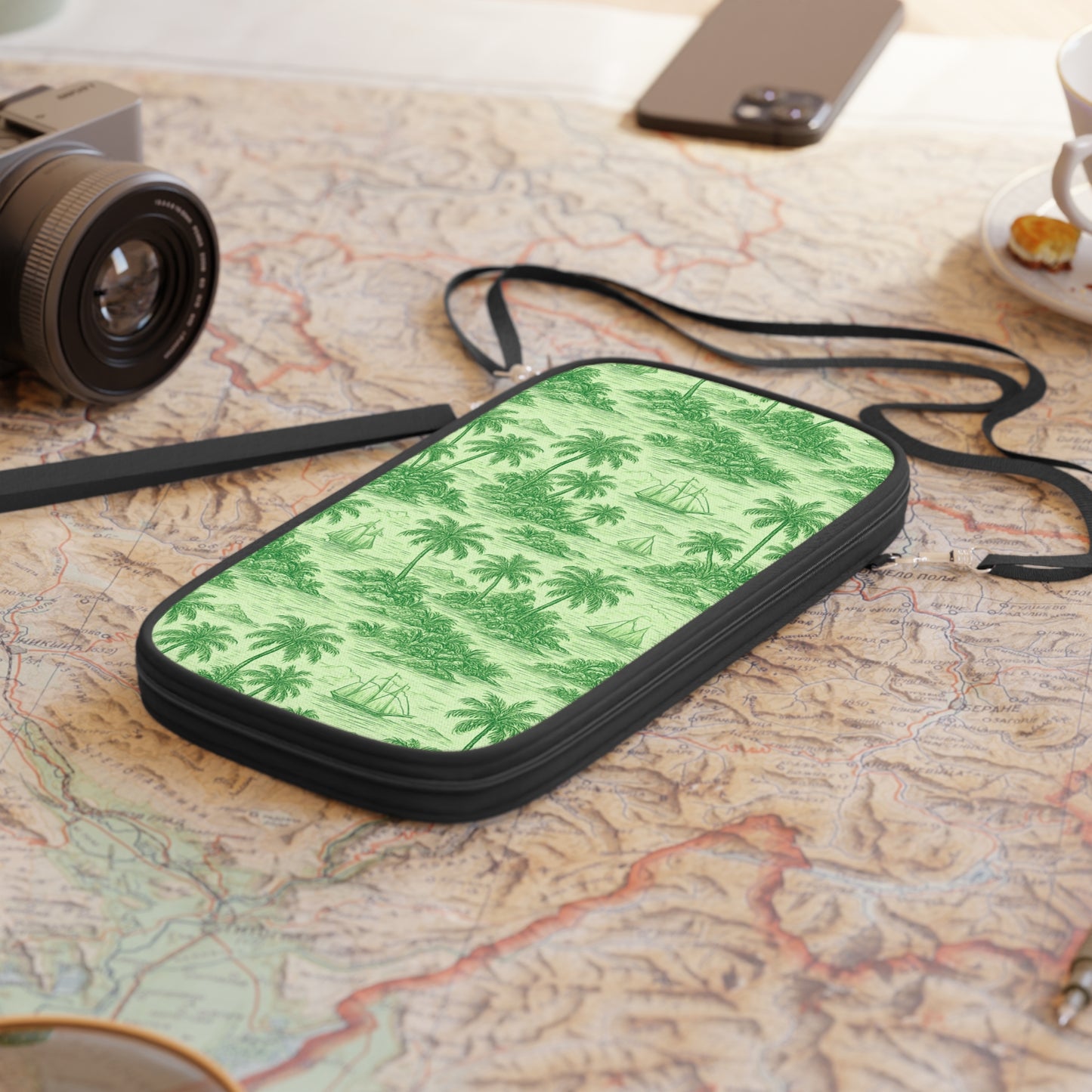Passport Wallet – Perfect for Travelers & Adventurers / Faraway Toile, Green