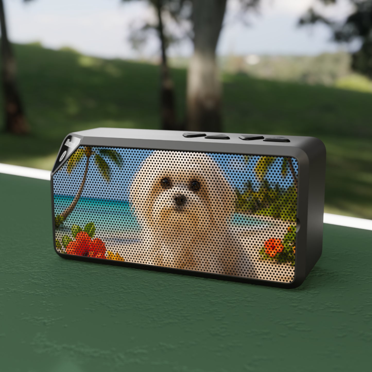 Jabba Bluetooth Speaker - Portable Sound Experience / Puppy Ariel on the Beach