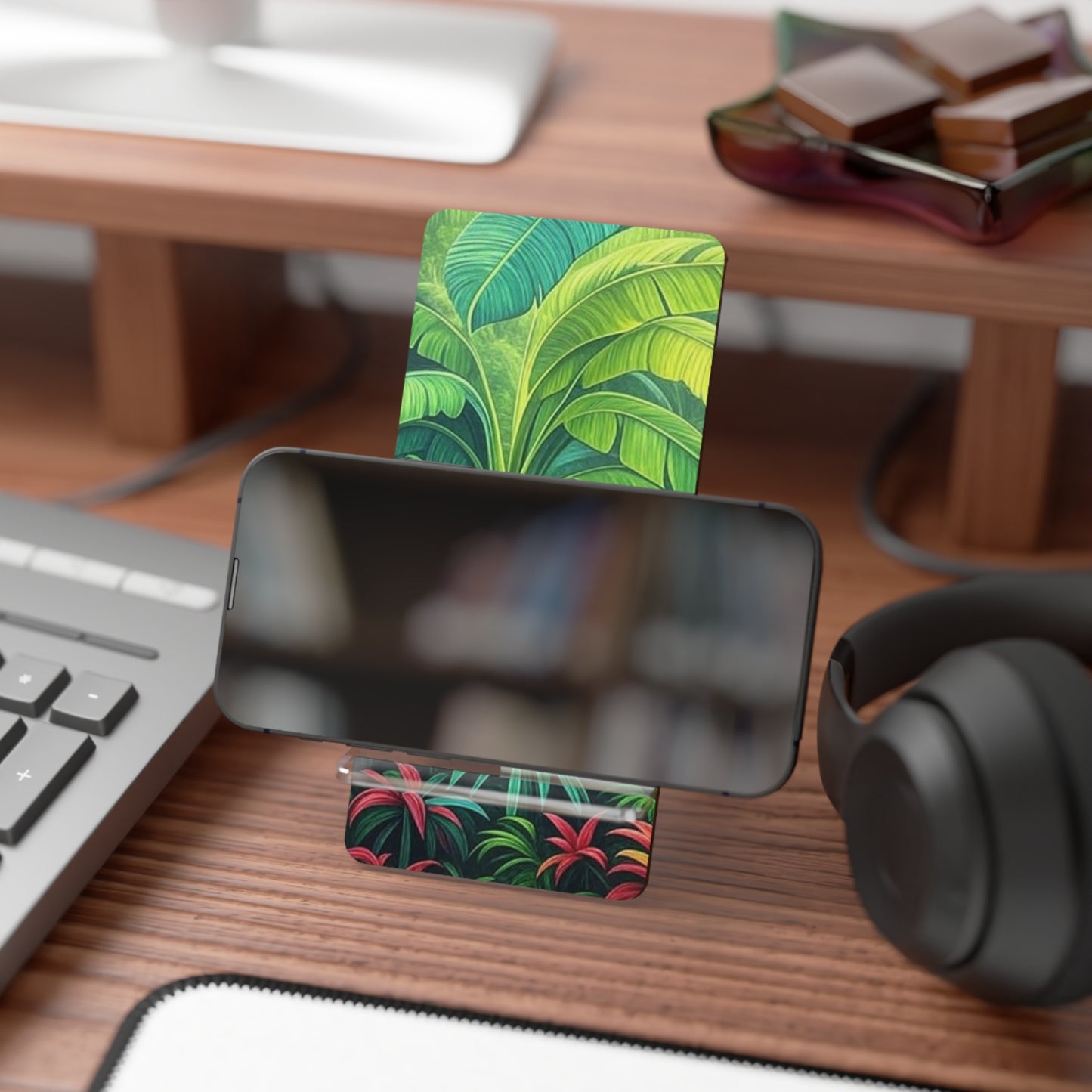 Stylish Smartphone Display Stand - Rainforest Sleeping Spot