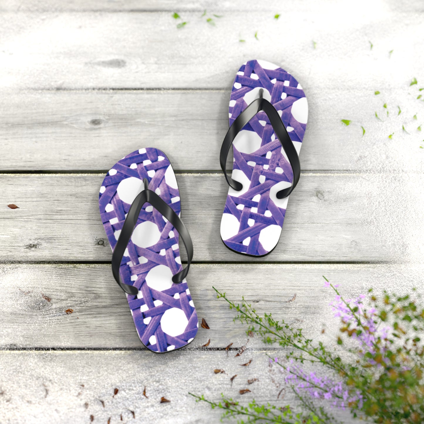 Flip Flops - Beach Chair Wicker, Amethyst