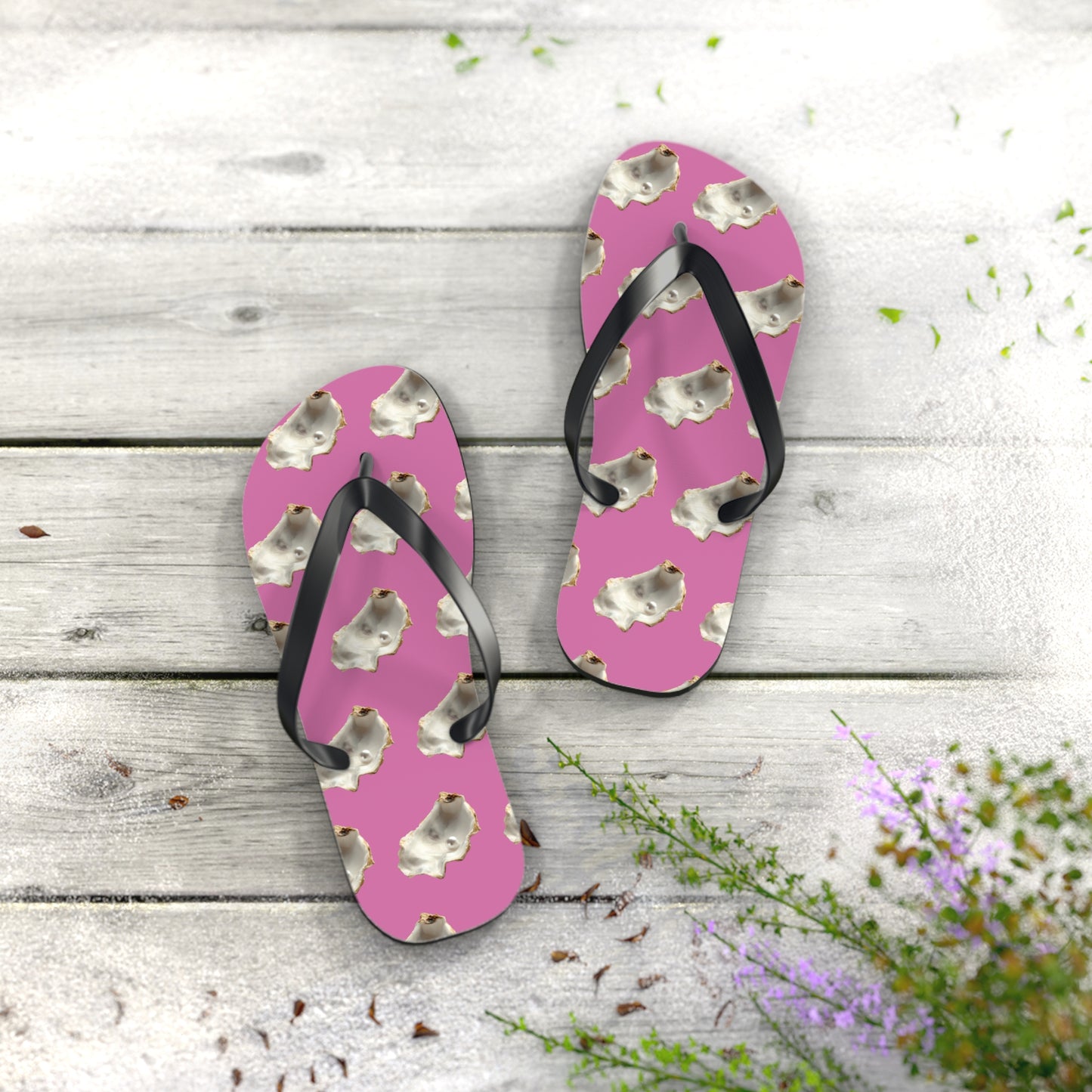 Flip Flops - White Pearl Oyster, light pink