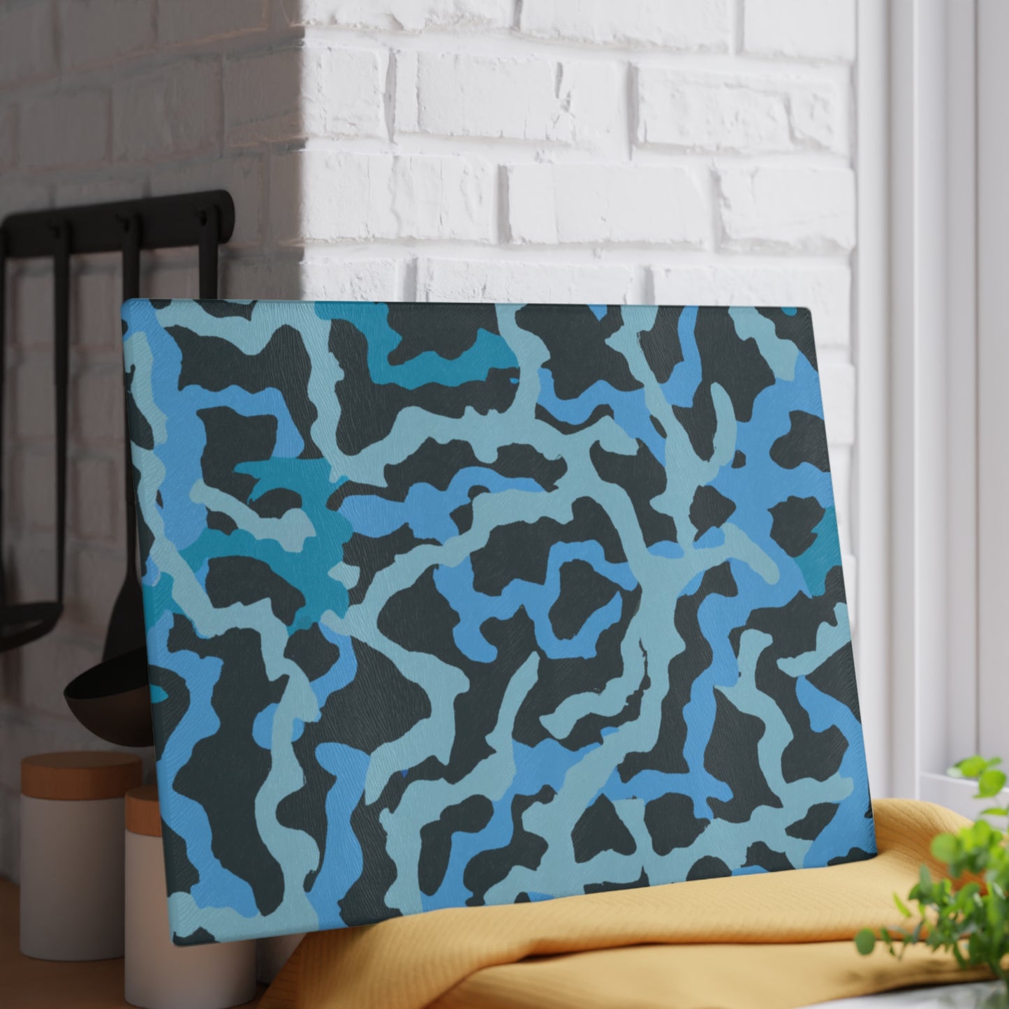 Glass Cutting Board, 2 sizes - Coral Threads/Blue