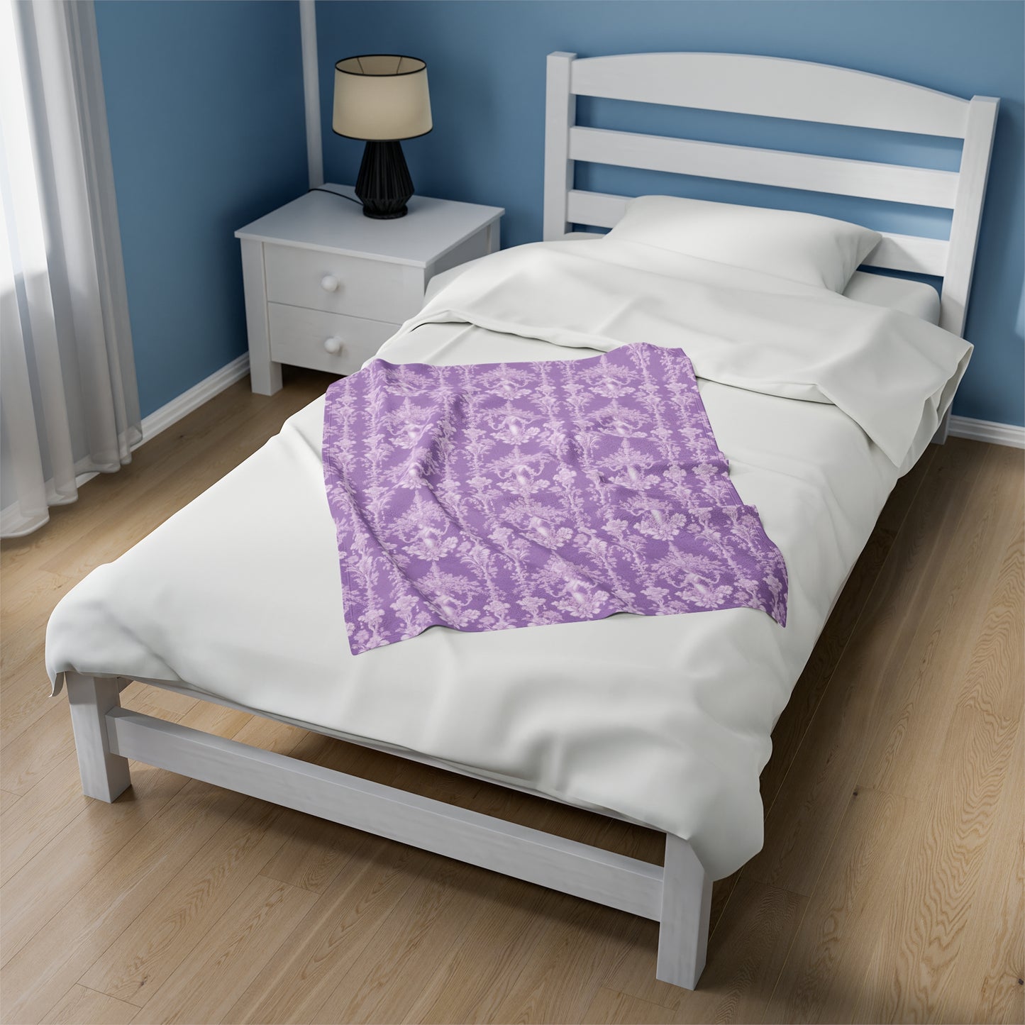 Tropical Pearl Lady Toile/Purple Velveteen Plush Blanket - Cozy Home Decor for Coastal Lovers