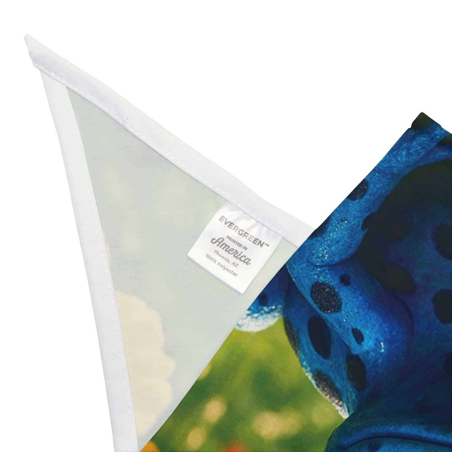Baby Tree Frog Pet Bandana, 2 Sizes - Stylish accessory for dogs & cats
