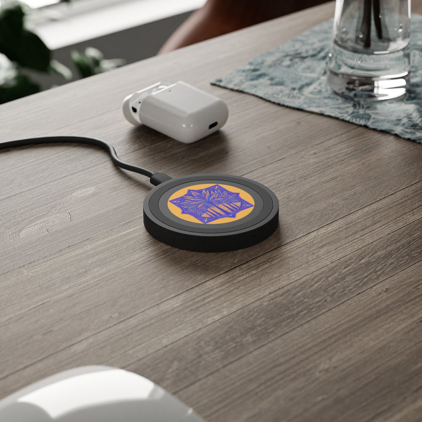 Quake Wireless Charging Pad - Deco Palm Trees, Purple/Orange