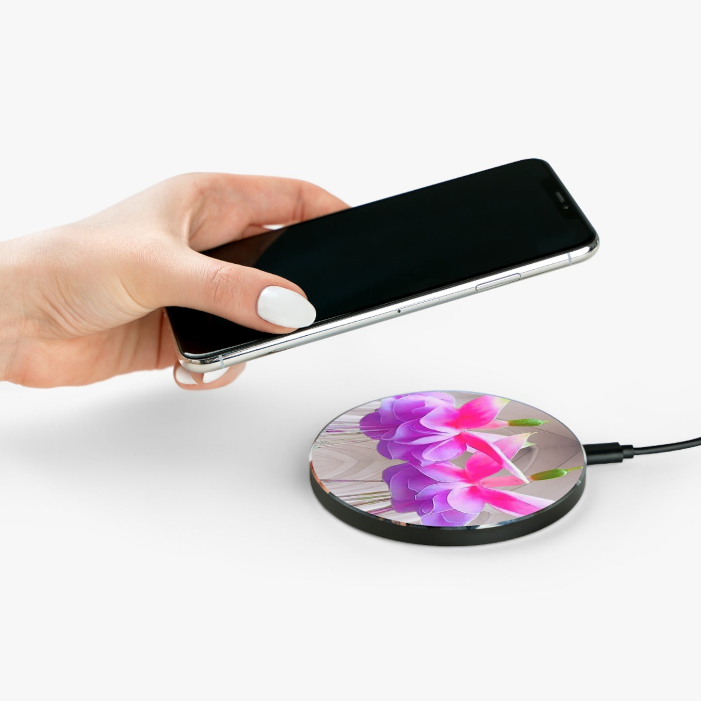 Wireless Charger - Two Fuchsias, Gothic