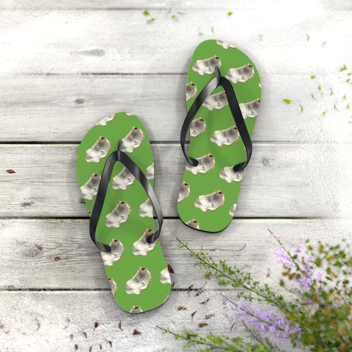 Flip Flops - White Pearl Oyster, green