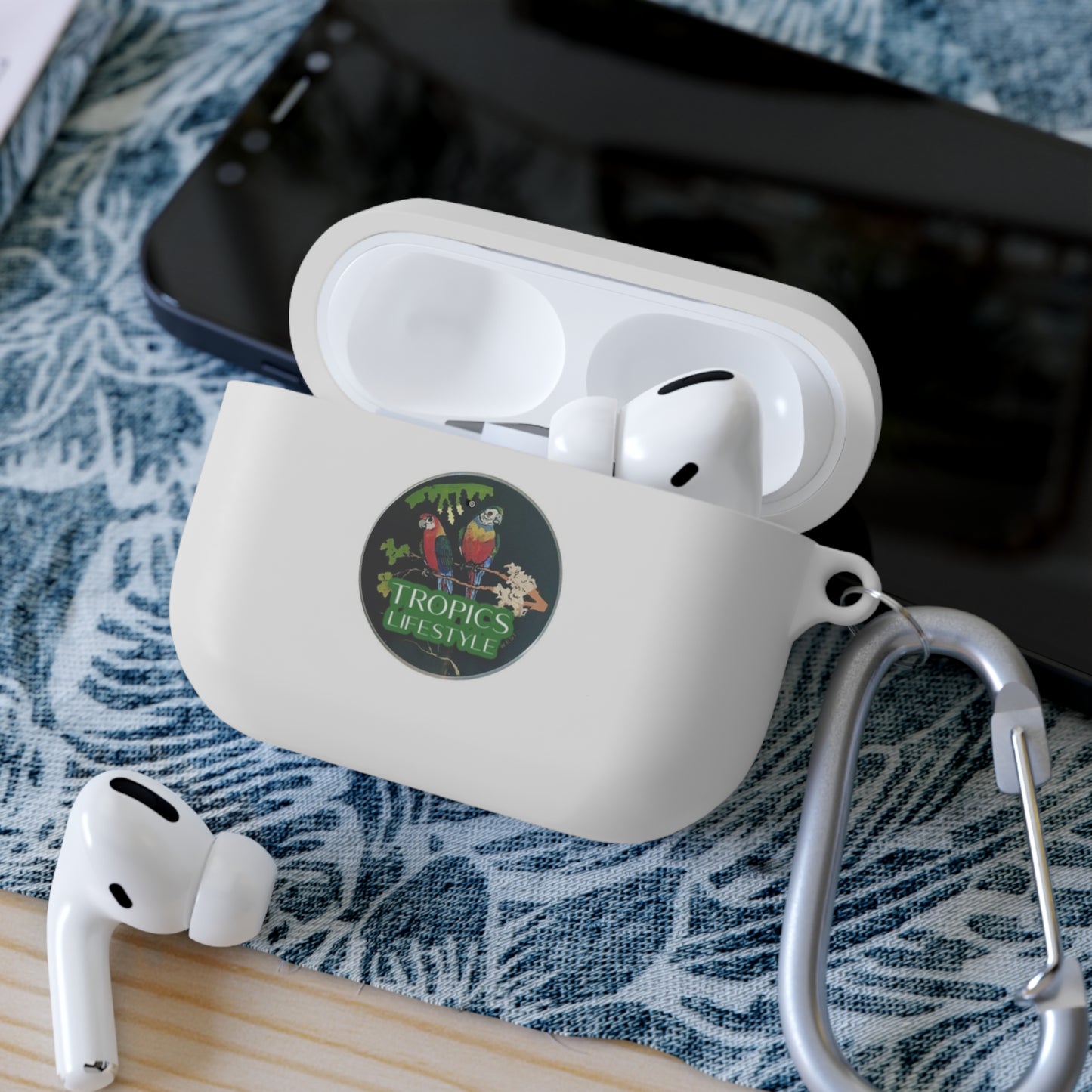 AirPods and AirPods Pro Case Cover - Two Brazilian Parrots