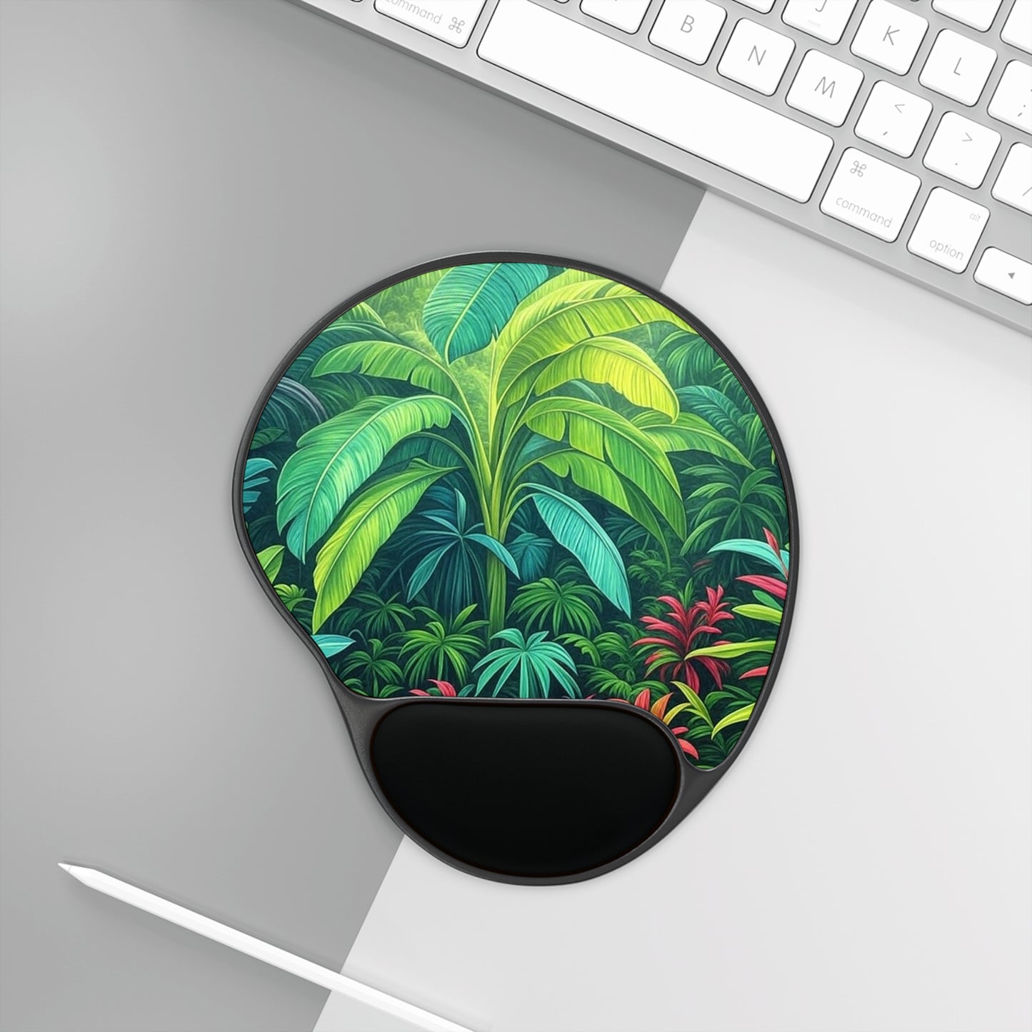 Rainforest Sleeping Spot Mouse Pad with Wrist Rest – Ergonomic Design for Comfort and Style
