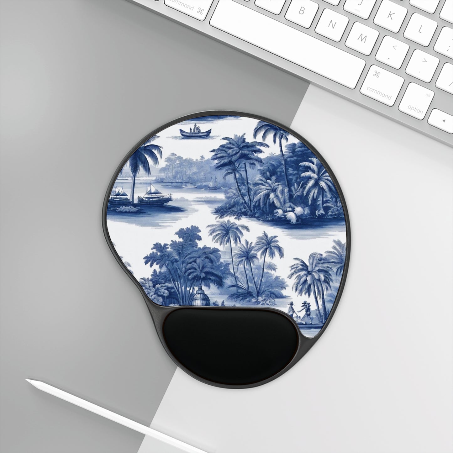 Mouse Pad With Wrist Rest, My Last Voyage Toile