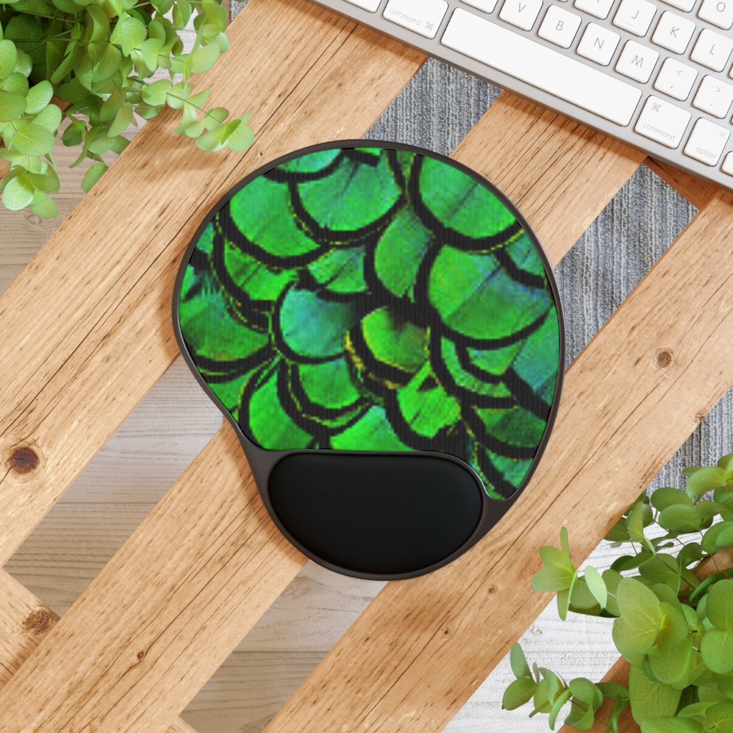 Mouse Pad With Wrist Rest, Green Peacock