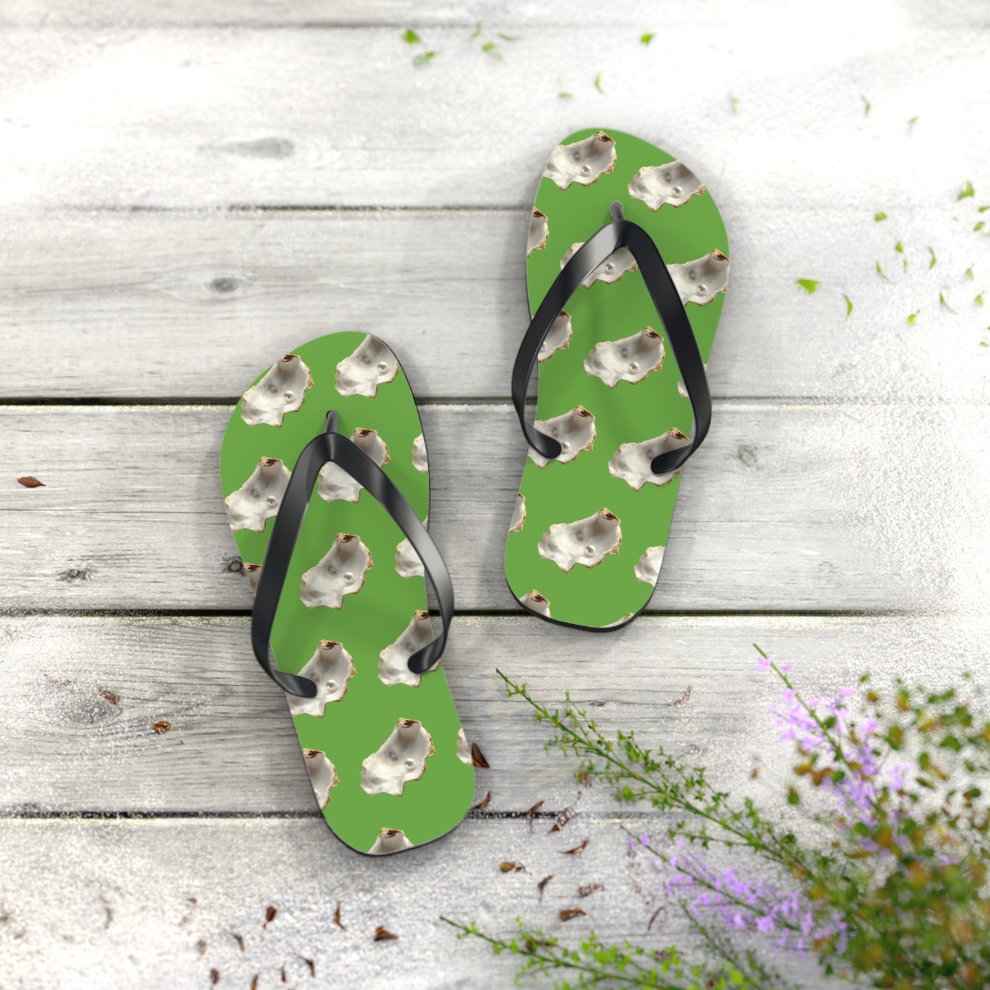 Flip Flops - White Pearl Oyster, green