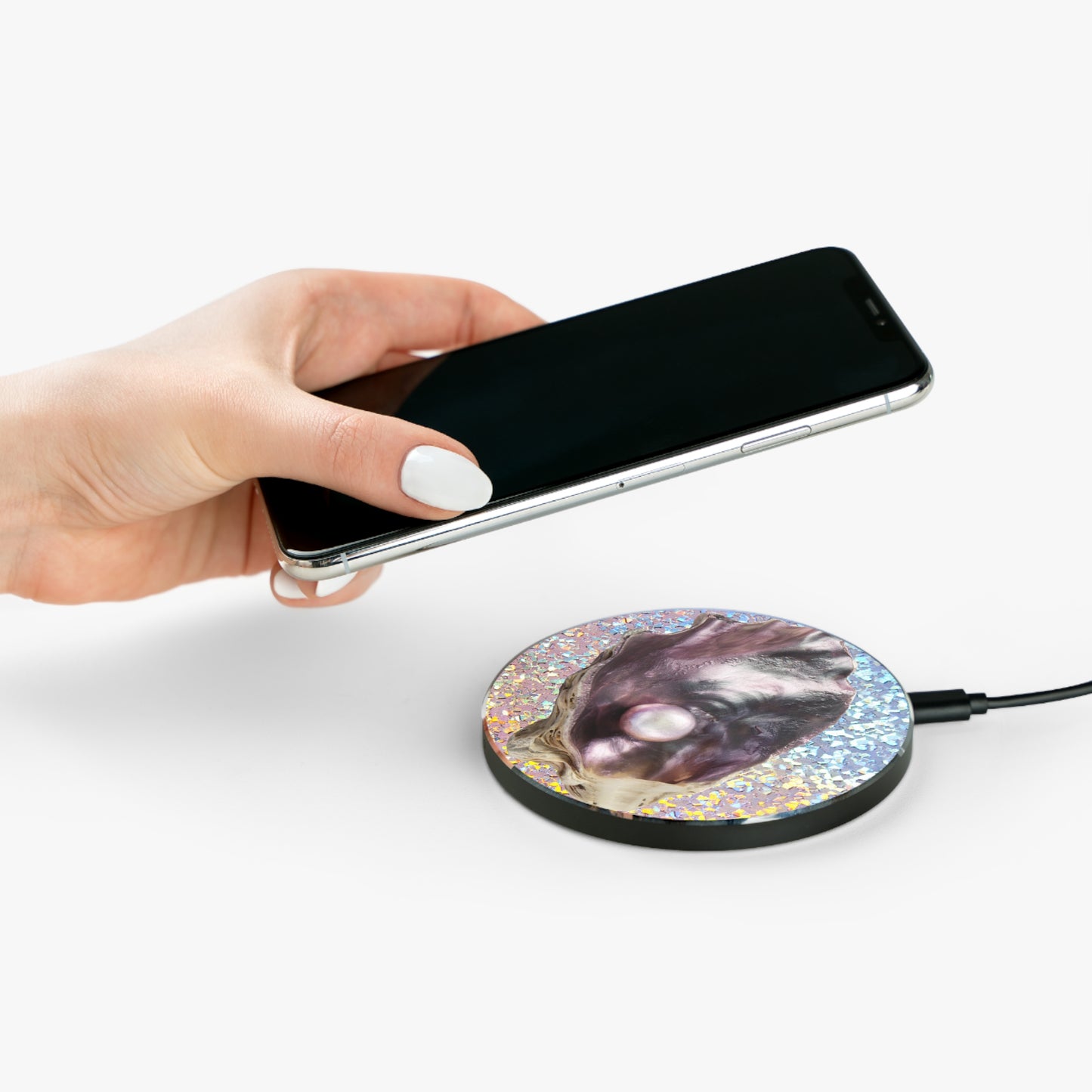 Wireless Charger - Disco Lavender Pearl Oyster