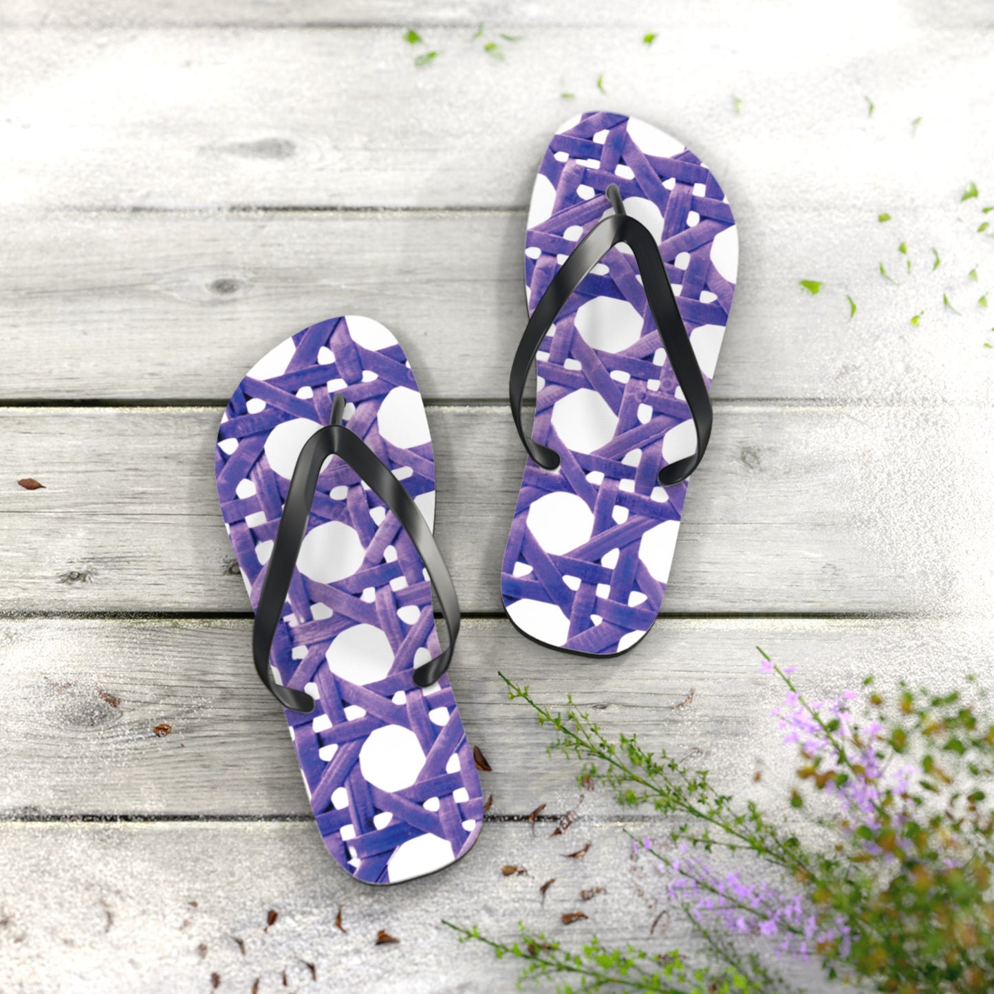 Flip Flops - Beach Chair Wicker, Amethyst